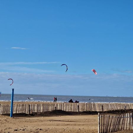 Confort 2 Pieces Pour 4 Pers, Chatelaillon-Plage, Parking - Fr-1-706-4 Extérieur photo
