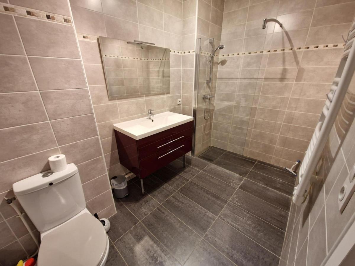 Confort 2 Pieces Pour 4 Pers, Chatelaillon-Plage, Parking - Fr-1-706-4 Extérieur photo
