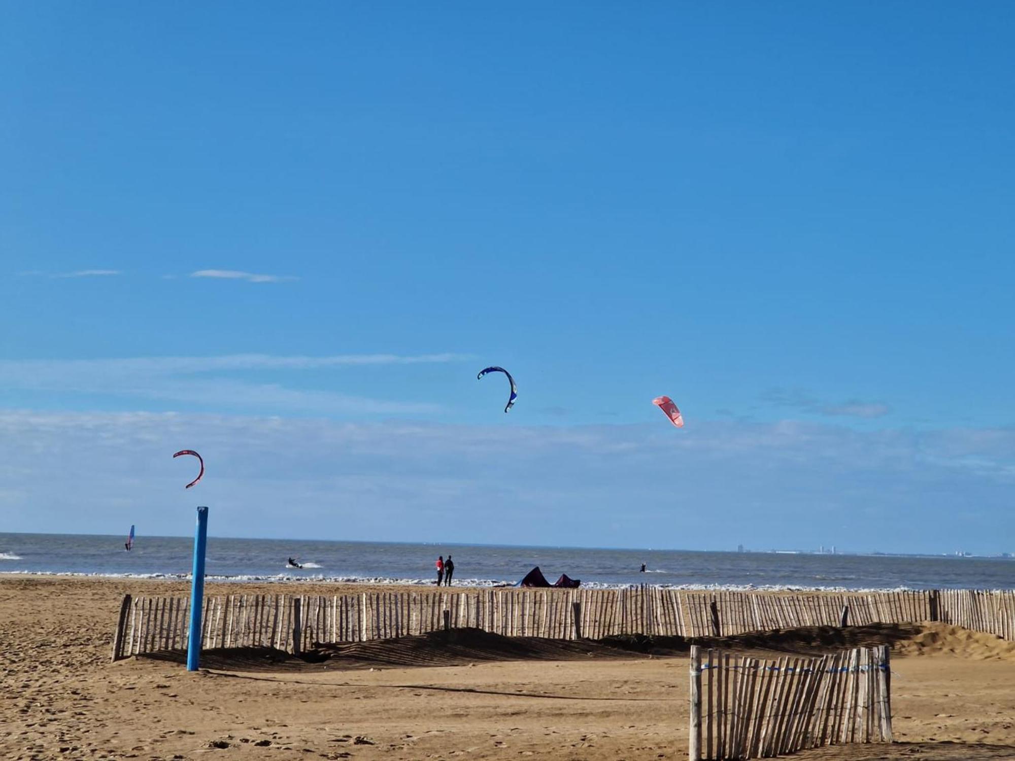 Confort 2 Pieces Pour 4 Pers, Chatelaillon-Plage, Parking - Fr-1-706-4 Extérieur photo